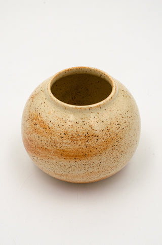 Moon Vase in Sesame